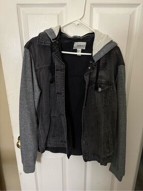 Forever 21 women’s  Charcoal Gray Hooded Denim Jacket with Heather Gray Sleeves